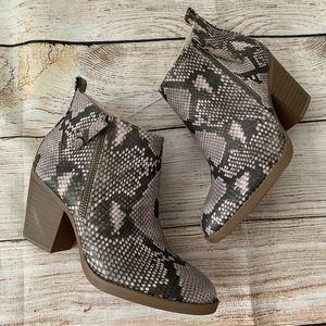 Universal Thread Jameson Snake Ankle Boots